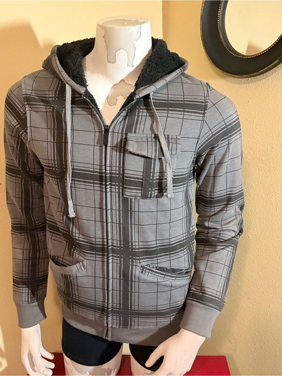 Zoo York Other - Zoo York Gray Plaid Lightweight Zip Hoodie with Black Sherpa lined with Hood